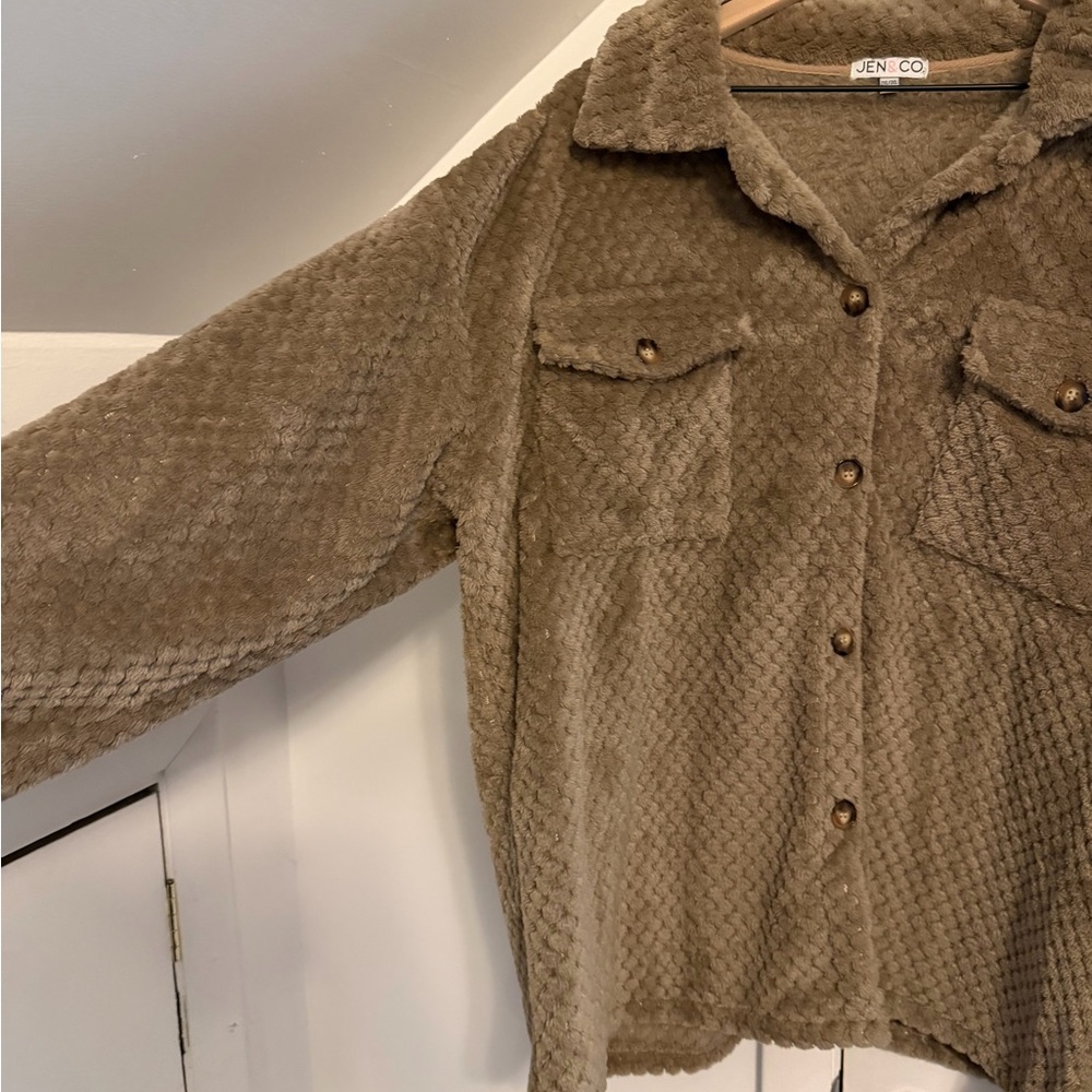Jen&Co Fuzzy Jacket - Picture 3 of 4